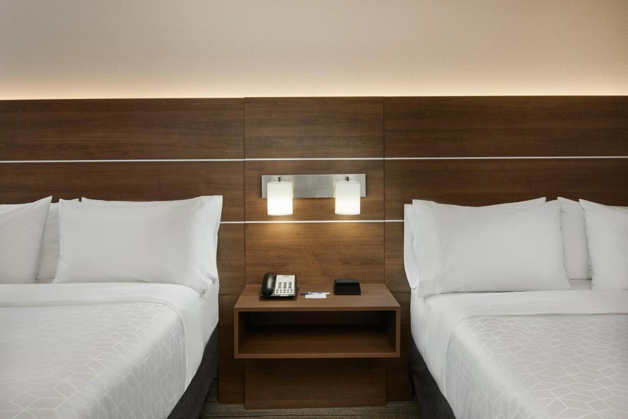 Holiday Inn Express Hotel & Suites Pensacola-West Navy Base By Ihg Beach Haven Buitenkant foto