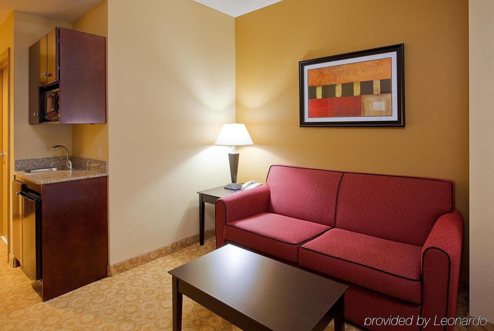 Holiday Inn Express Hotel & Suites Pensacola-West Navy Base By Ihg Beach Haven Kamer foto