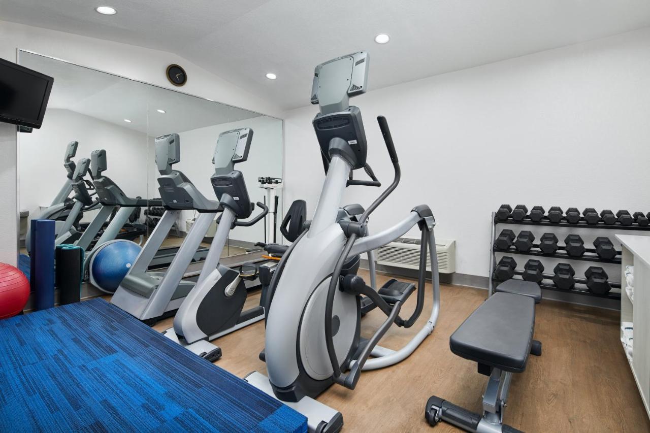 Holiday Inn Express Hotel & Suites Pensacola-West Navy Base By Ihg Beach Haven Buitenkant foto